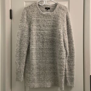 Fuzzy  knitted sweater g21